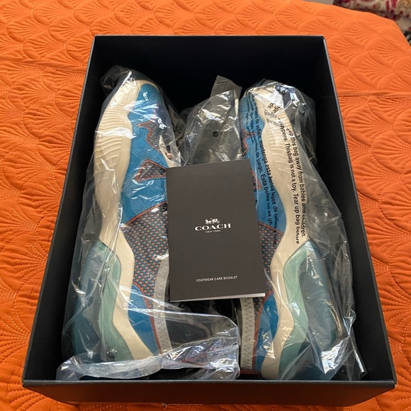 COACH CTYSL MSH RNNR - Picture 6 of 10